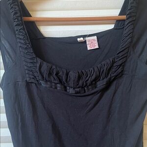 Chic Black Ruffled Tank Top